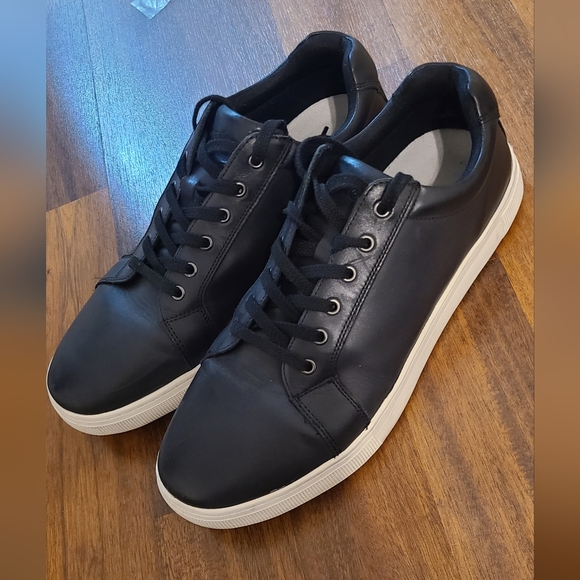 Propet Black and White Men's Sneakers SIZE 15 4E - Picture 10 of 11